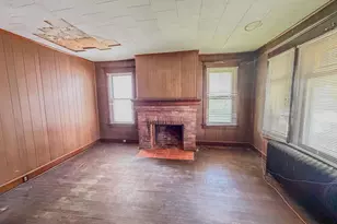 42 N Railroad Ave, Pedricktown, NJ 08067 - Photo 4