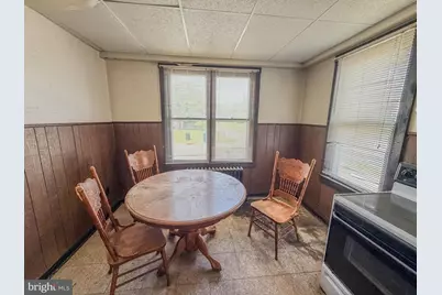 42 N Railroad Avenue, Pedricktown, NJ 08067 - Photo 6