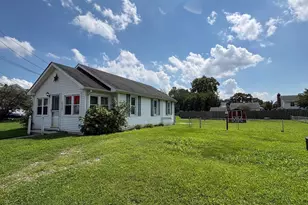 215 Highland Ave, Pennsville, NJ 08070 - Photo 1