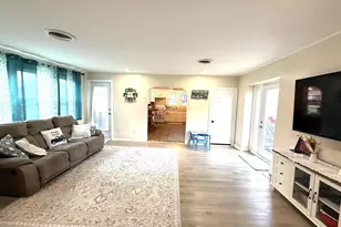 130 Michigan Rd, Pennsville Township, NJ 08070 - Photo 6