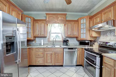 110 N River Drive, Pennsville Township, NJ 08070 - Photo 8
