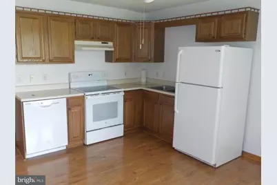 56 E Canal Street #APT. B, Alloway, NJ 08079 - Photo 8