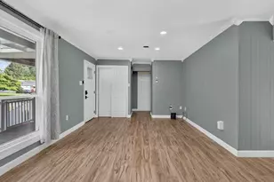 318 S Johnson St, Carneys Point, NJ 08069 - Photo 6