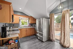 317 Broad St, Elmer, NJ 08318 - Photo 4
