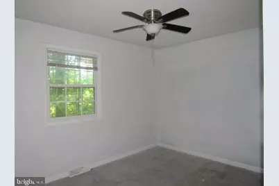 650 Penns Grove Auburn, Carneys Point, NJ 08069 - Photo 10
