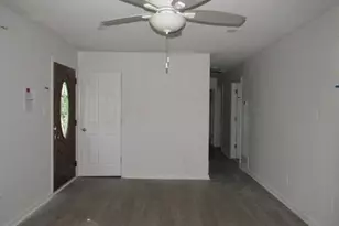 650 Penns Grove Auburn, Carneys Point, NJ 08069 - Photo 6