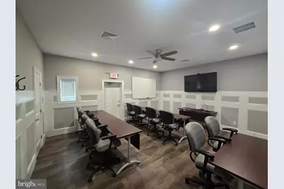 133 N Broadway N #C101, Pennsville Township, NJ 08070 - Photo 6
