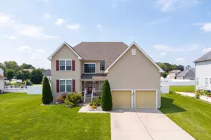 30 Granite Ln, Carneys Point, NJ 08069 - Photo 2
