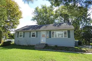100 Queen Ave, Pennsville Township, NJ 08070 - Photo 1