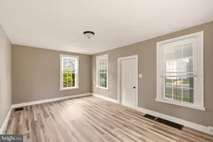 318 S Main St, Elmer, NJ 08318 - Photo 8