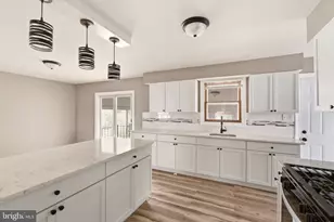 318 S Main St, Elmer, NJ 08318 - Photo 6