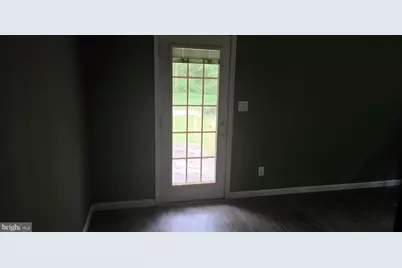 648 Penns Grove Auburn, Carneys Point, NJ 08069 - Photo 14