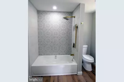105 E Del A Vue Avenue, Carneys Point, NJ 08069 - Photo 34