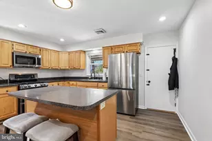 35 Eaton Rd, Pennsville Township, NJ 08070 - Photo 10