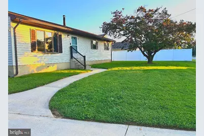 20 University Drive, Pennsville, NJ 08070 - Photo 2
