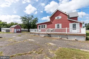 81 Almond Rd, Elmer, NJ 08318 - Photo 12