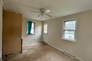 132 S Main St, Elmer, NJ 08318 - Photo 8