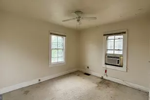 132 S Main St, Elmer, NJ 08318 - Photo 12