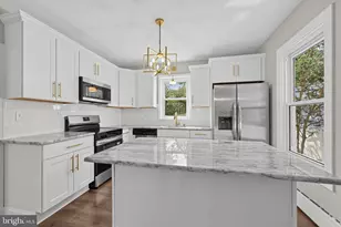 20 Spring St, Carneys Point, NJ 08069 - Photo 6