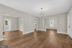 20 Spring St, Carneys Point, NJ 08069 - Photo 12