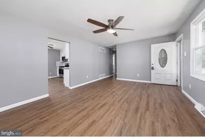 10 Narcissus Road, Pennsville, NJ 08070 - Photo 4