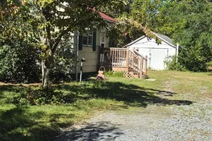 28 Schoolhouse Ln, Pittsgrove Township, NJ 08318 - Photo 4
