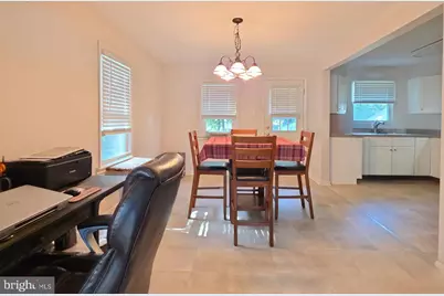 85 Locust Avenue, Pennsville Township, NJ 08070 - Photo 4