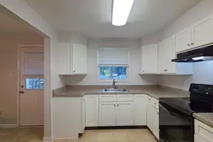 85 Locust Ave, Pennsville Township, NJ 08070 - Photo 6