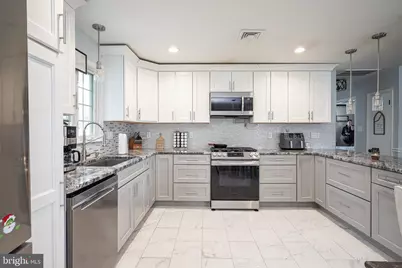 220 Marsden Avenue, Carneys Point, NJ 08069 - Photo 6