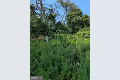 81 Seventh Avenue, Carneys Point, NJ 08069 - Photo 18