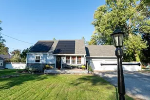197 Elm St, Woodstown, NJ 08098 - Photo 1