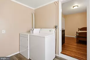 81 N Greenwich St, Alloway, NJ 08001 - Photo 20