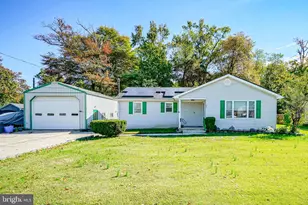 144 Delaware Dr, Pennsville Township, NJ 08070 - Photo 1