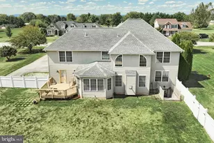 37 Amanda Dr, Littlestown, PA 17340 - Photo 10