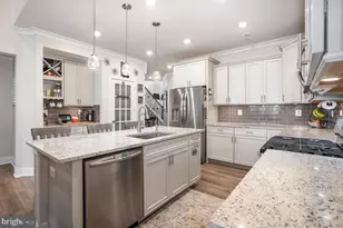 155 Birdseye Ln, Gettysburg, PA 17325 - Photo 4