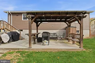 77 E Locust Ln, New Oxford, PA 17350 - Photo 38