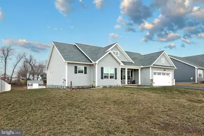 141 Oxford Boulevard, New Oxford, PA 17350 - Photo 2