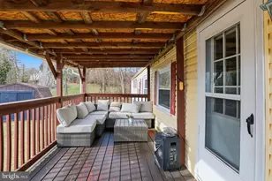 157 Linda Dr, New Oxford, PA 17350 - Photo 2