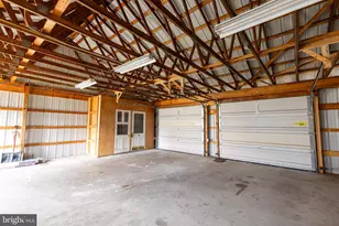 12 N Peters St, New Oxford, PA 17350 - Photo 18