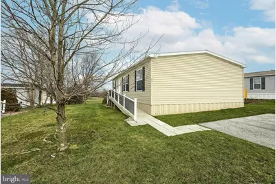 233 Eagle Drive, Hanover, PA 17331 - Photo 2