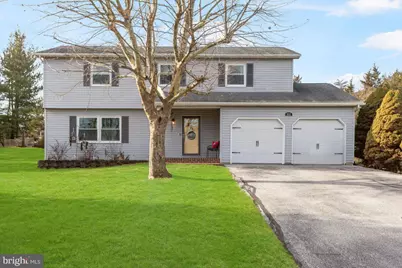 857 Hancock Drive, Gettysburg, PA 17325 - Photo 2