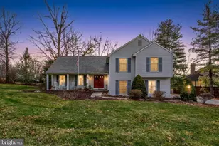 78 Twin Lakes Dr, Gettysburg, PA 17325 - Photo 2