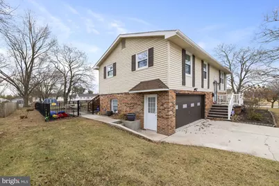 100 Hoke Drive, Gettysburg, PA 17325 - Photo 4
