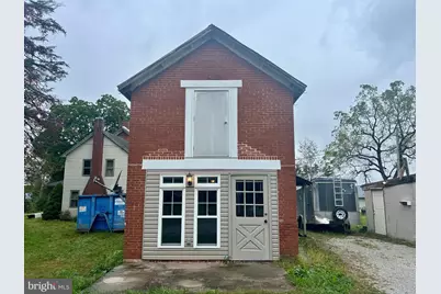 632 Hanover Street, New Oxford, PA 17350 - Photo 1
