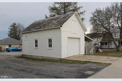 102 N Queen Street, Littlestown, PA 17340 - Photo 4