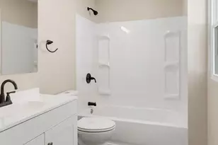 114 E York St, Biglerville, PA 17307 - Photo 14