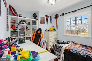 837 Hancock Dr, Gettysburg, PA 17325 - Photo 16