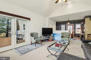 837 Hancock Dr, Gettysburg, PA 17325 - Photo 4