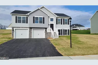 3 Kinzer's Court #70, Hanover, PA 17331 - Photo 2