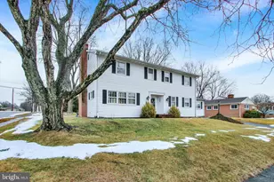 808 Fairview Ave, Gettysburg, PA 17325 - Photo 2